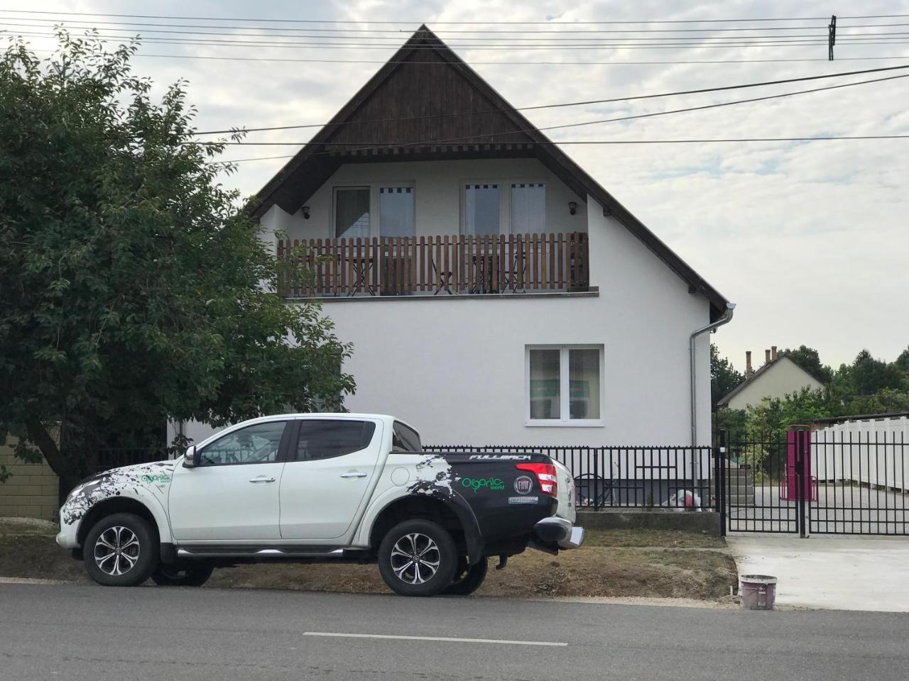 Szép Napot Vendégház Tordas Exterior foto